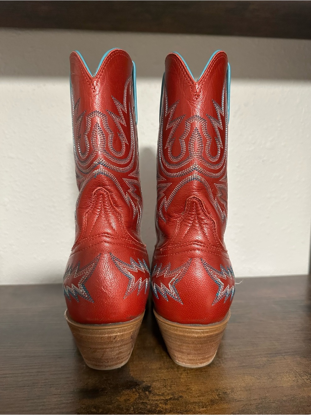 Lucchese Red Dale’s Women’s size 7B - Picture 4 of 6
